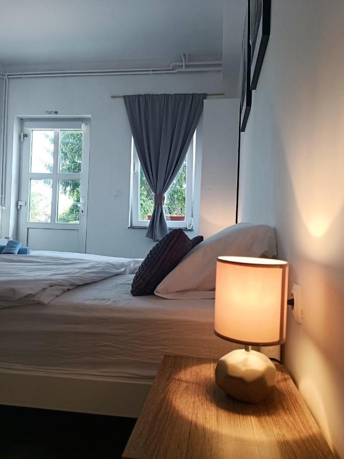 Studio Apartman Brletic Tounj Εξωτερικό φωτογραφία